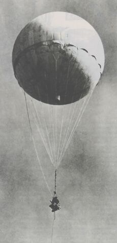 File:Japanese fire balloon moffet.jpg