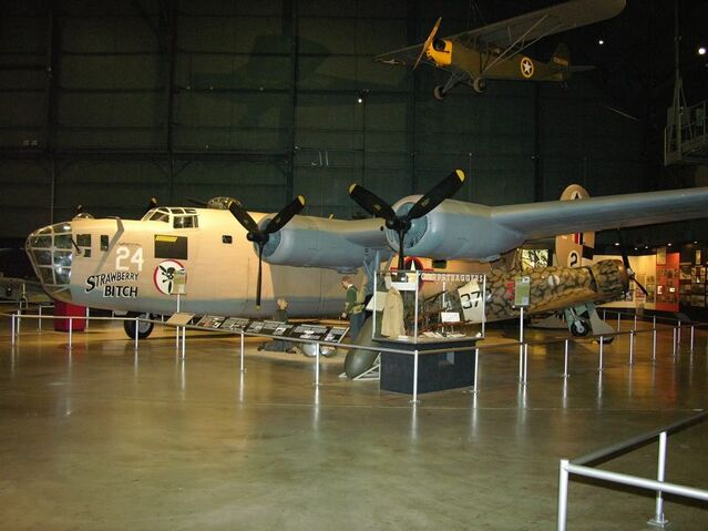 File:B-24D42-72843USAFMSep20061.jpg
