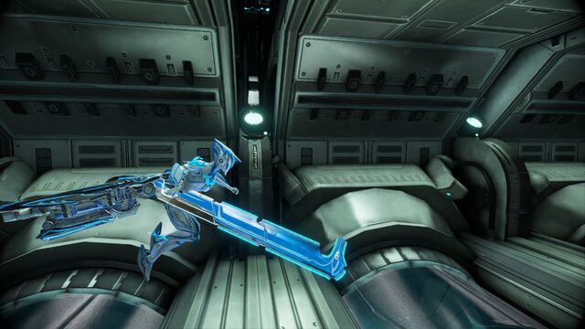File:Banshee Holding Prisma Veritux.jpg