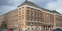 Urząd Dzielnicy Wola.jpg