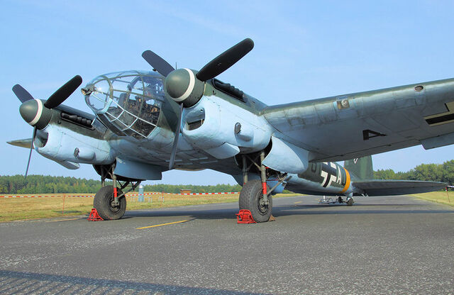 File:Heinkel He 111 H16.jpg