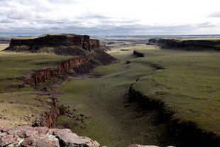 Drumhellerchanneledscablands