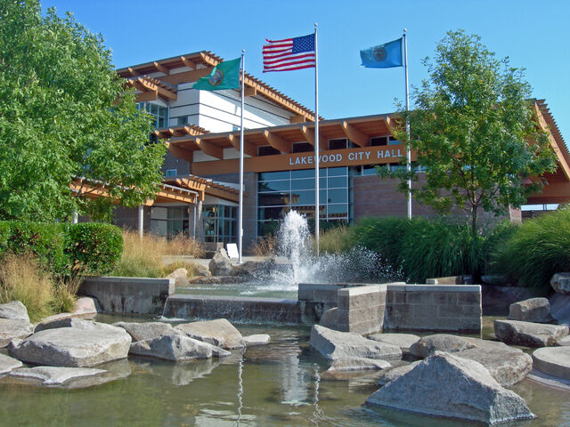 File:Ajmclakewoodcityhall.jpg