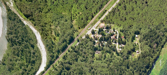File:Grottowaaerial.jpg