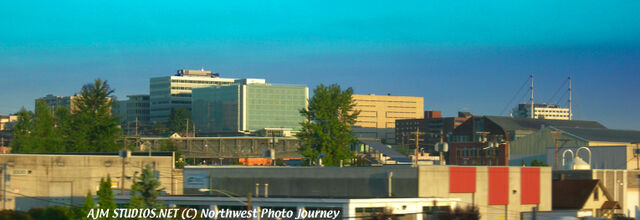File:Ajmstudioseverettsunsetday.jpg