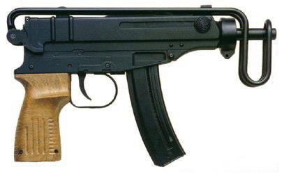 File:Skorpion Machine Pistol.jpg