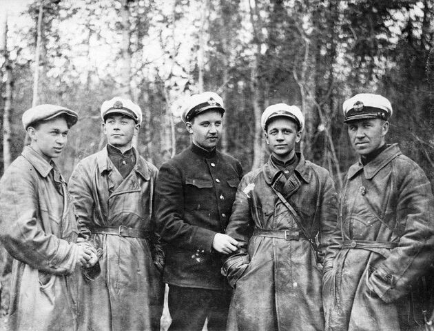 Datei:Airshipcrew.jpg