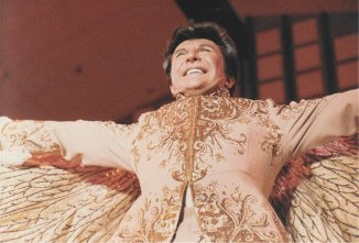 800px-Liberace.jpg