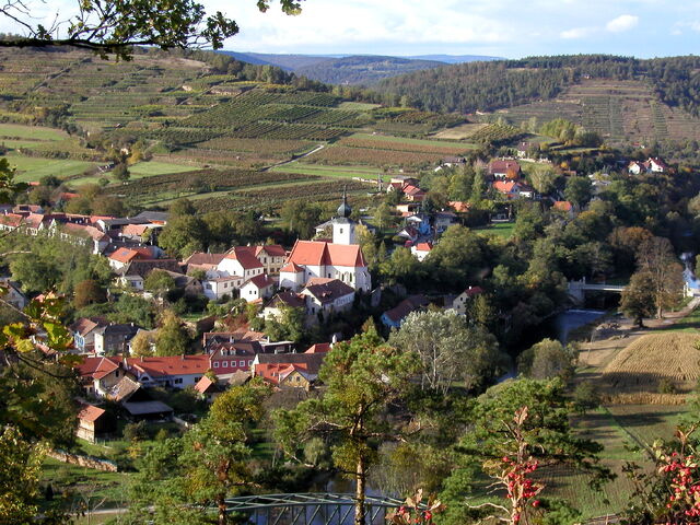Datei:Osterreichdorf.jpg