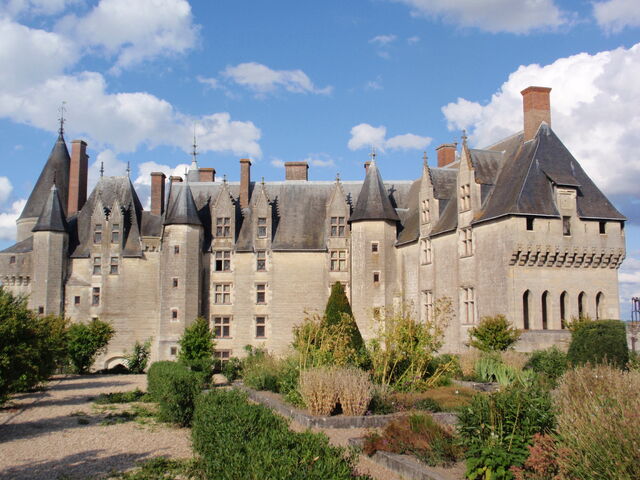 File:SunflowerHallInspiration.jpg
