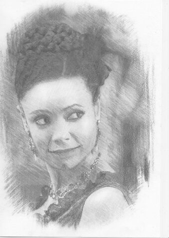 File:Maeve smile.jpg