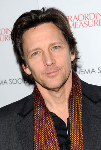 File:123102-Andrew McCarthy large.jpg