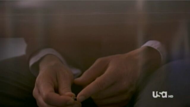 File:2x06-NealTrickstheLieDetector.jpg