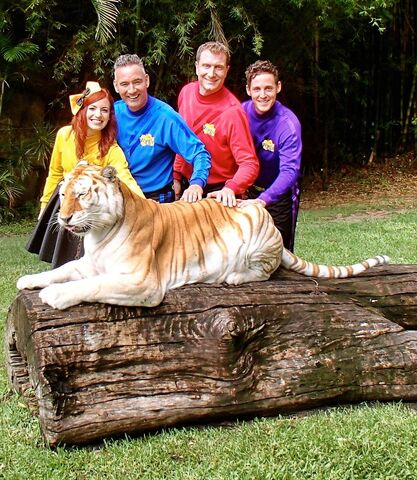 File:ThereAreSoManyAnimals-PromoPicture.jpg