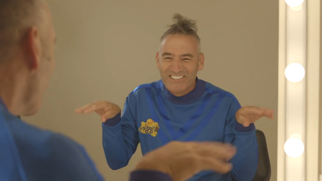 File:AnthonyintheMirror.png