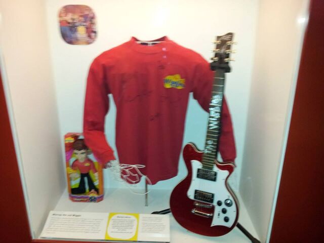 File:Murray'sItems.jpg