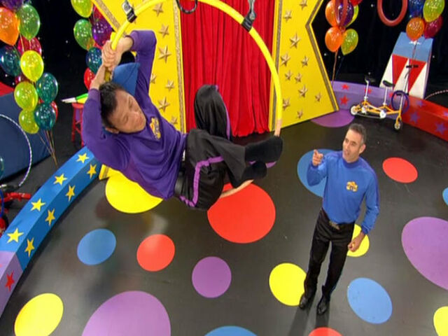 File:JeffandAnthonyinHotPoppin'Popcorn.jpg