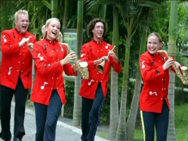 File:AustraliaZoo-PromoPicture6.jpg