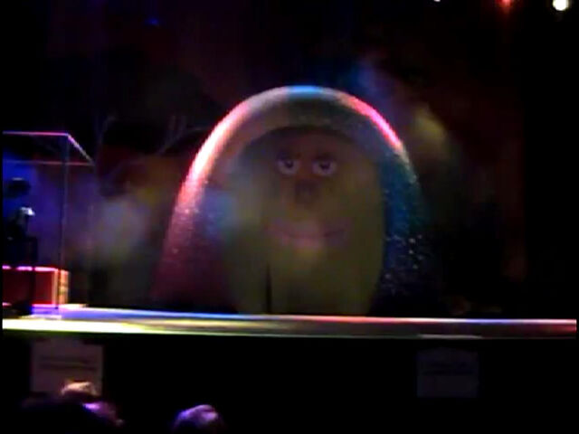 File:WigglehouseinGettingStrongLiveInConcert.jpg