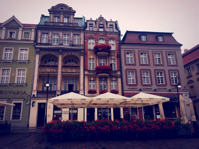 Файл:Poznan1 CommConn16.jpg