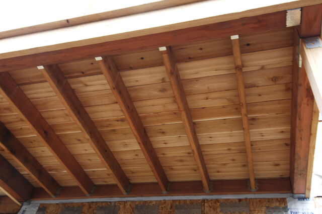 File:Underside of the balcony-3863.jpg