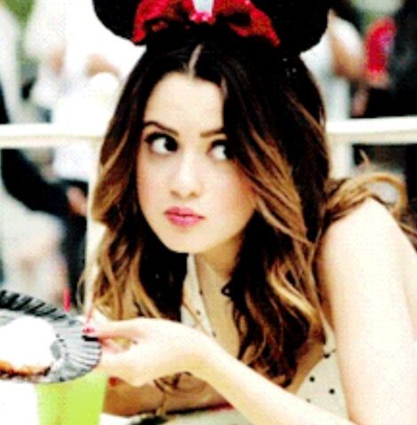 File:LauraMarano(2).jpg