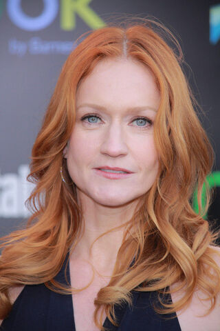File:Paula Malcomson-IHA-003715.jpg