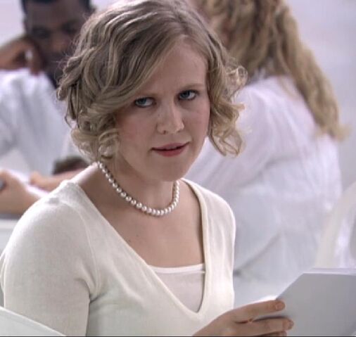 File:Wingin It Lucy.jpg