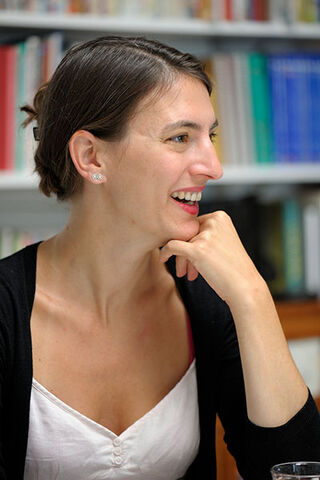 File:LarissaBertonasco.jpg