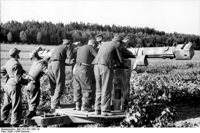 File:Kommandogerät 40.jpg