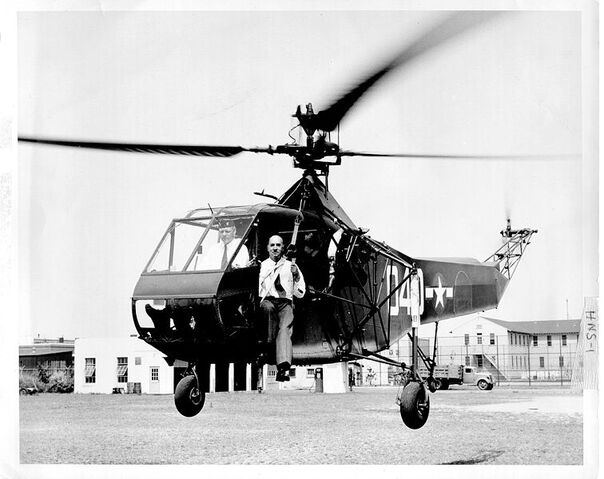 File:Sikorsky R-4.jpg