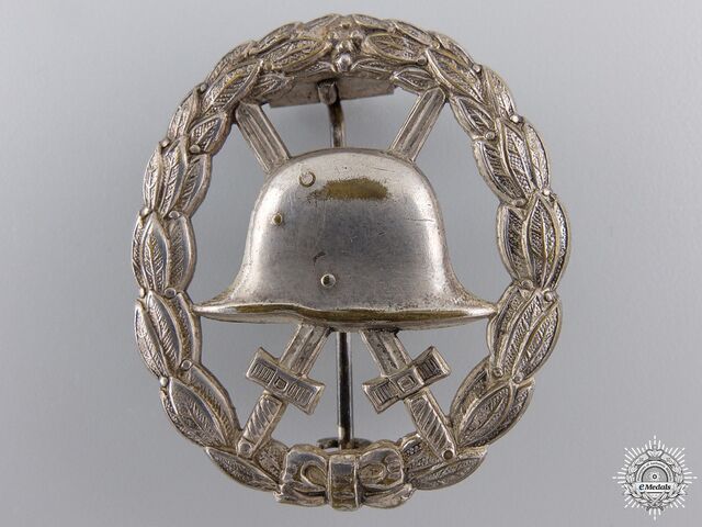 File:DorvishWoundBadgeSilver.jpg