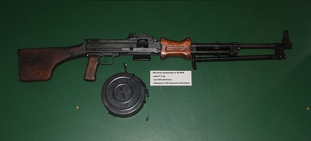 File:800px-7,62 mm RPD light machine gun.jpg
