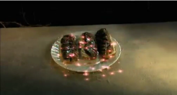 File:Cream cakes.png