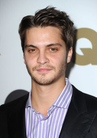 File:Luke Grimes.jpg