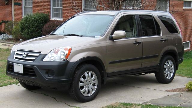 File:04-05 Honda CR-V.jpg
