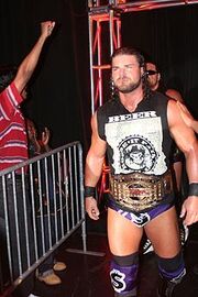 230px-Robert Roode Champ.jpg