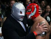 EXPO LUCHA 29 SANTO Y REY MYSTERIO.jpg