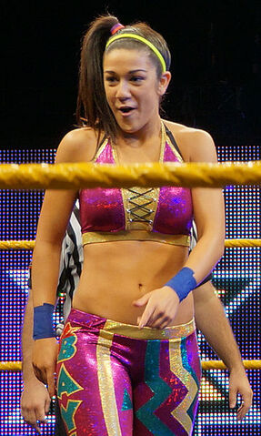 Archivo:Bayley April 2014.jpg