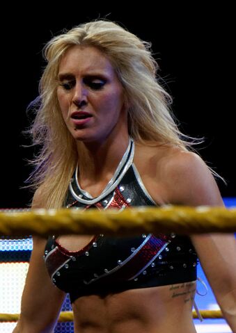 Archivo:WWE Charlotte April 2014.jpg