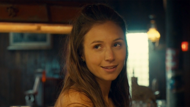 File:Wynonna-Earp-102-7.png