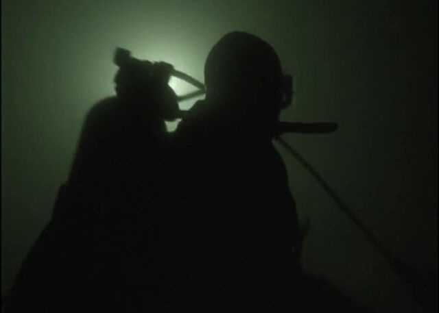 File:Mulder Diving Max.jpg