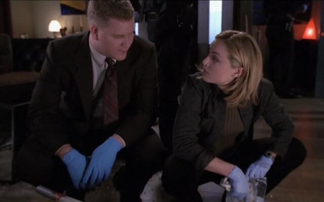 File:Detective Kate Lockley at crime scene.jpg