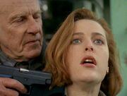 SIG-Sauer P225 Scully Gunpoint