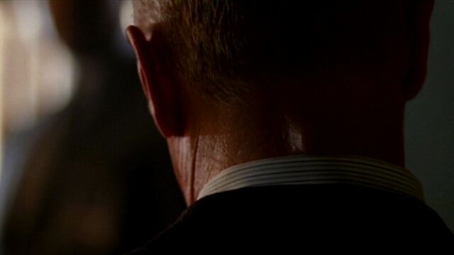 File:Toothpick Man's neck.jpg