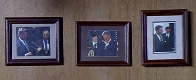 File:Howard Graves with Presidents.jpg