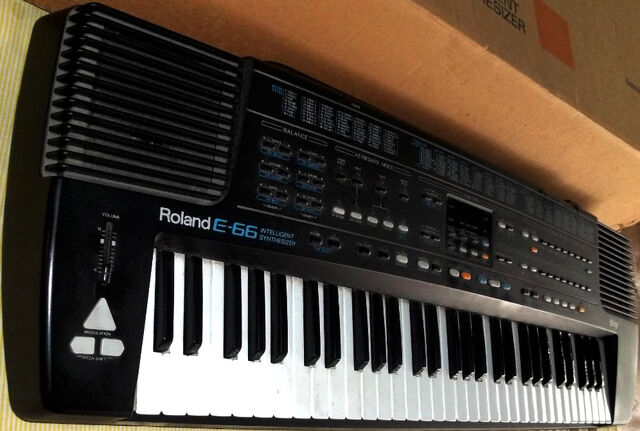 File:Teclado-roland-e-66-super-conservado-na-caixa-nota-fiscal MLB-F-4497284901 062013.jpg