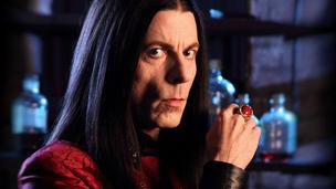 File:Young Dracula 7.jpg