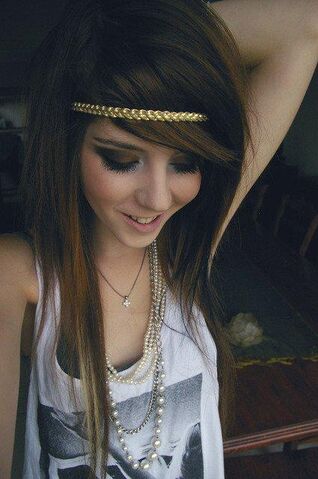 File:Beautiful-brown-hair--large-msg-135397675527.jpg