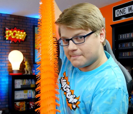 File:Chadtronic.jpg